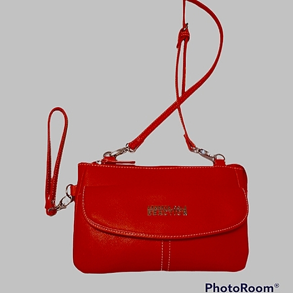 Kenneth Cole Reaction Red Crossbody/Wristlet Bag - Picture 2 of 12